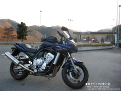 mp0802_fzs1000s.jpg